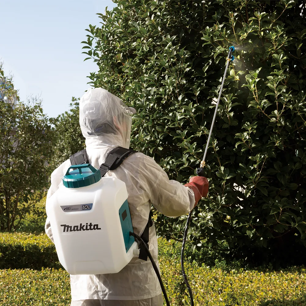 Makita cordless garden sprayer DUS108Z, without battery and charger