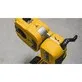 Pildil on näha DeWalt akutoitel vasktorulõikur DCE154N, millel on tugev kollane ja hall korpus ning selgelt eristuv...