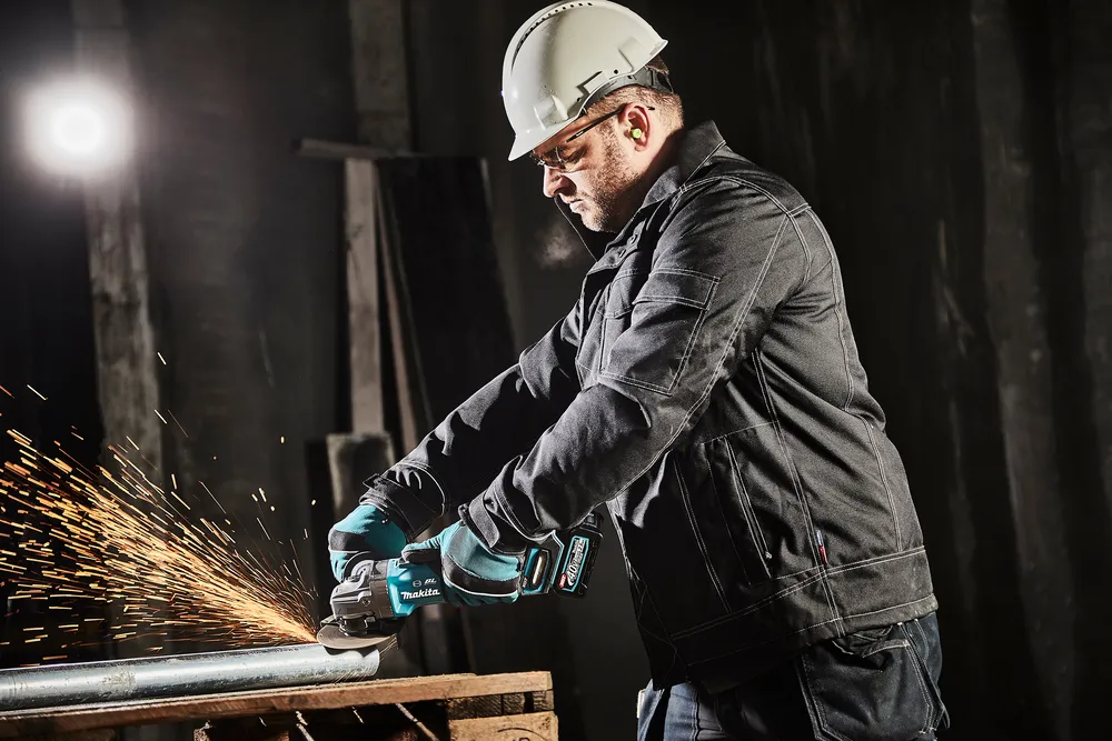 Makita cordless angle grinder GA005GM201
