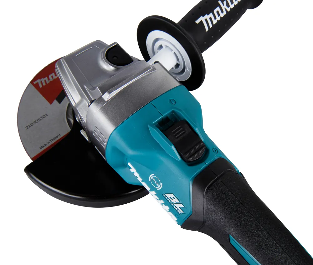 Pildil on Makita akutööriist, konkreetselt akunurklihvija GA035GZ, millel on näha ketas, käepide ja lüliti.