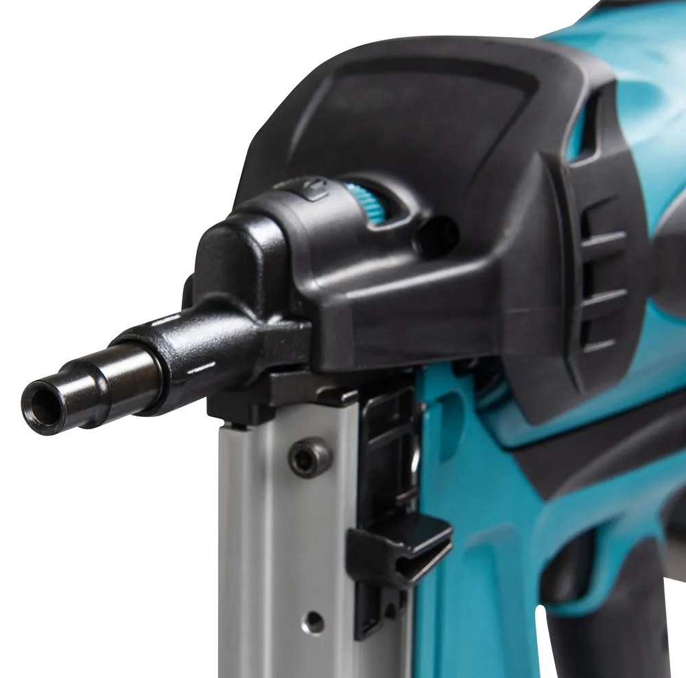 Makita gāzbetona naglu pistole GN420CSE