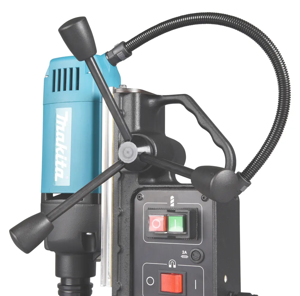 Pildil on Makita magnetpuurpink HB350, mis on musta korpusega ja millel on küljes rohelised ja punased lülitid ning...