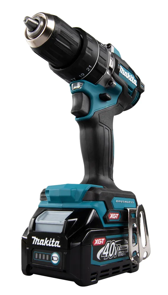Pildil on Makita akulööktrell koos akuga.
