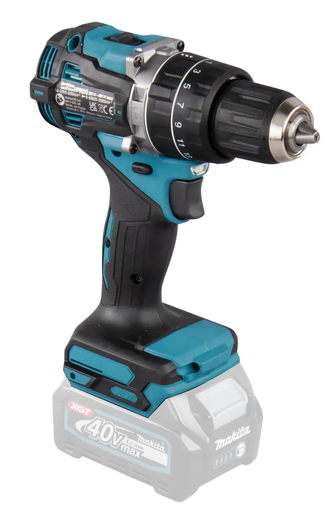 Pildil on Makita akulööktrell HP002GZ, mille küljes on 40V XGT aku.