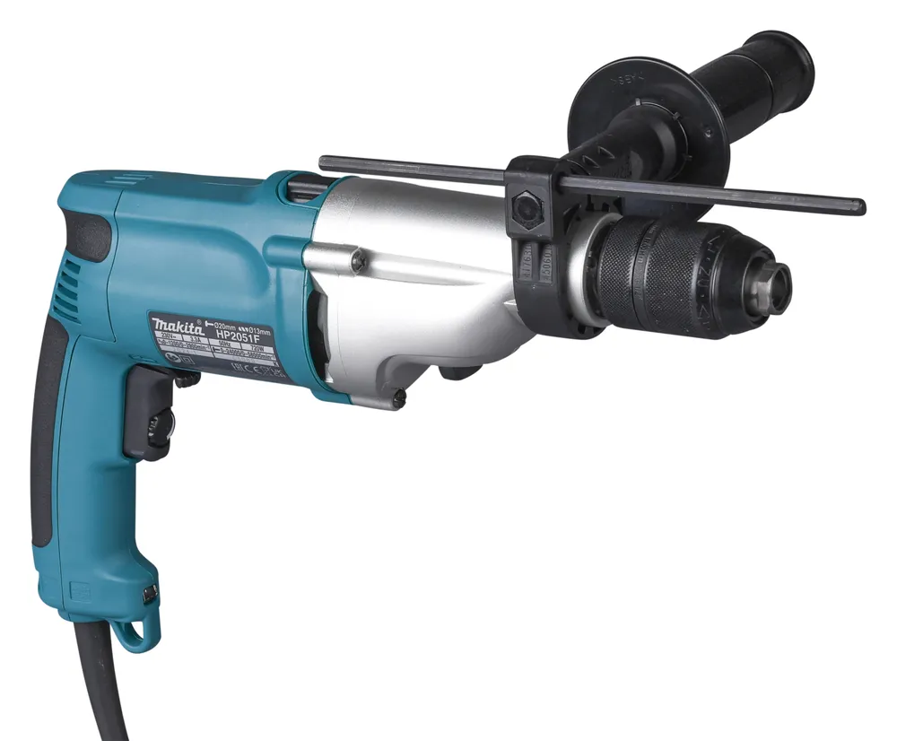 Pildil on Makita lööktrell HP2051FJ, millel on sinine käepide, metallist korpus ja esiküljel lisakäepide.