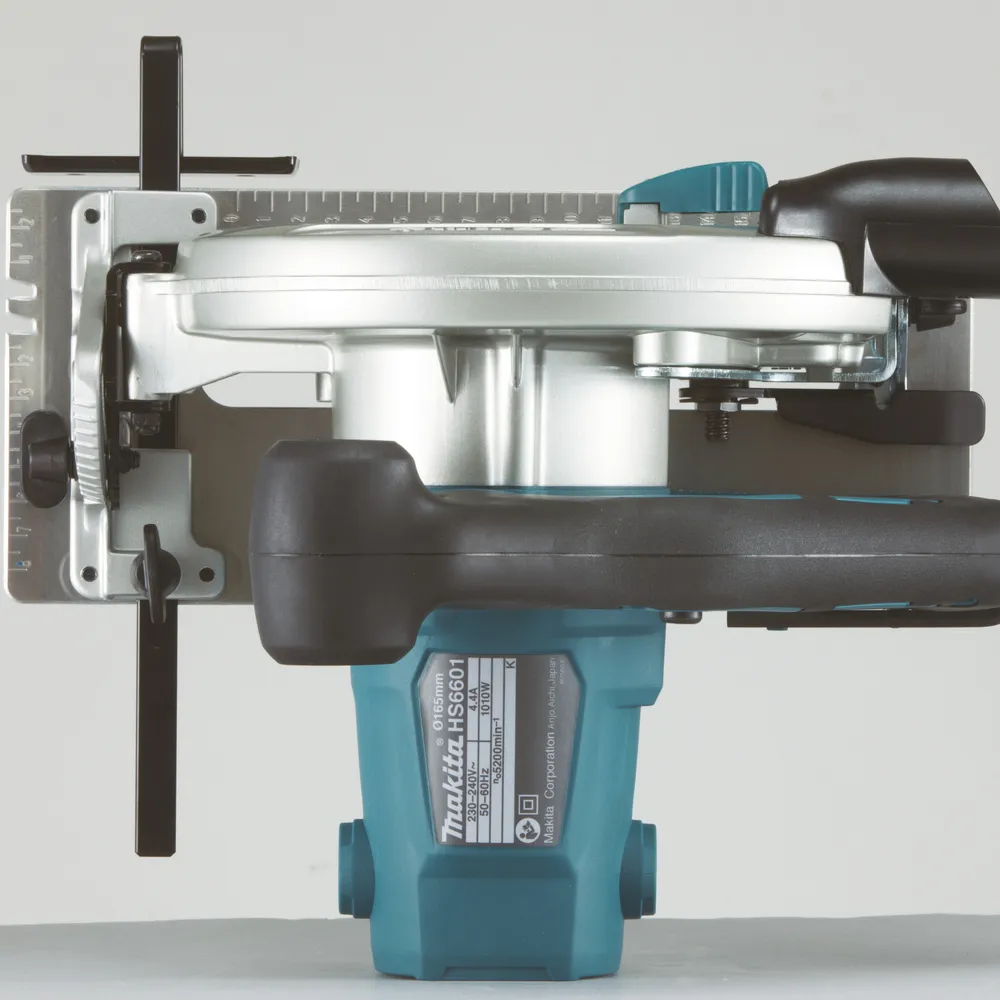 Makita diskinis pjūklas HS6601