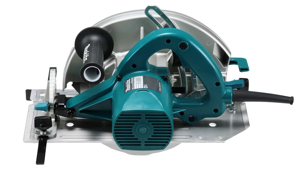 Pildil on Makita ketassaag HS0600, mis on detailseks tööks mõeldud võimas saag.