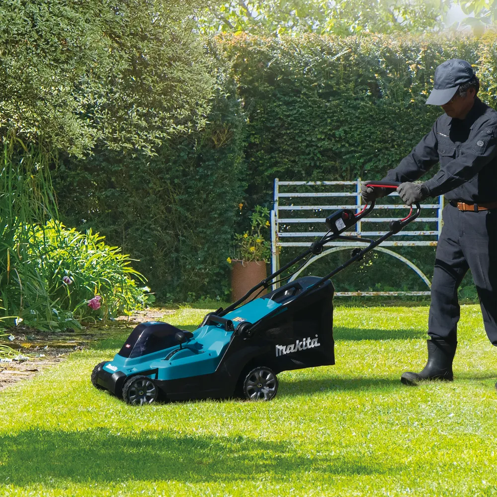 Makita cordless lawnmower LM003GZ, XGT, without battery and charger