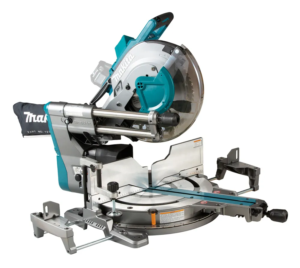 Pildil on Makita akuga tükeldus- ja nurksaag LS003GZ01, ilma aku ja laadijata, mis on tööriist, mida kasutatakse puidu ja...