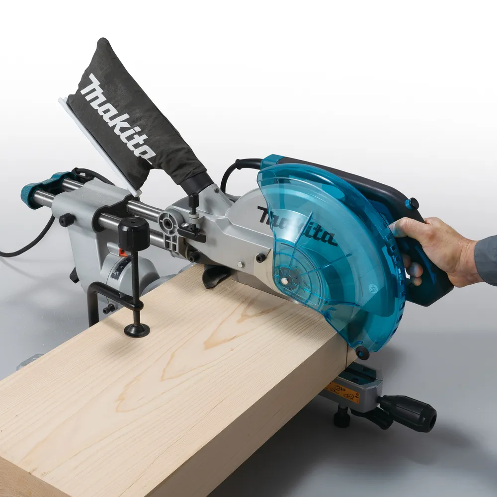 Makita skersavimo ir kampinis pjūklas LS1110F