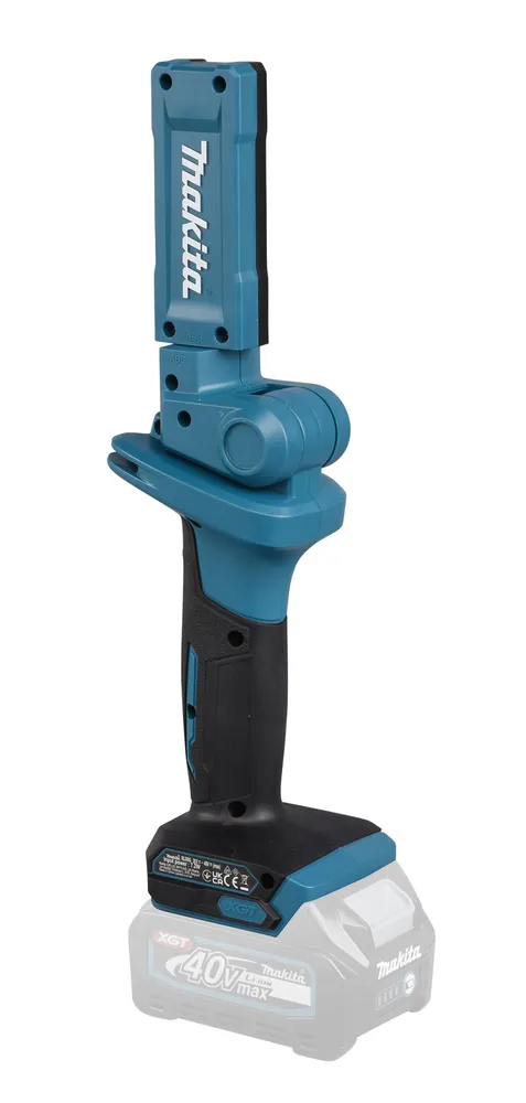 Pildil on Makita akulamp ML006G, mis on kinnitatud 40V aku külge.