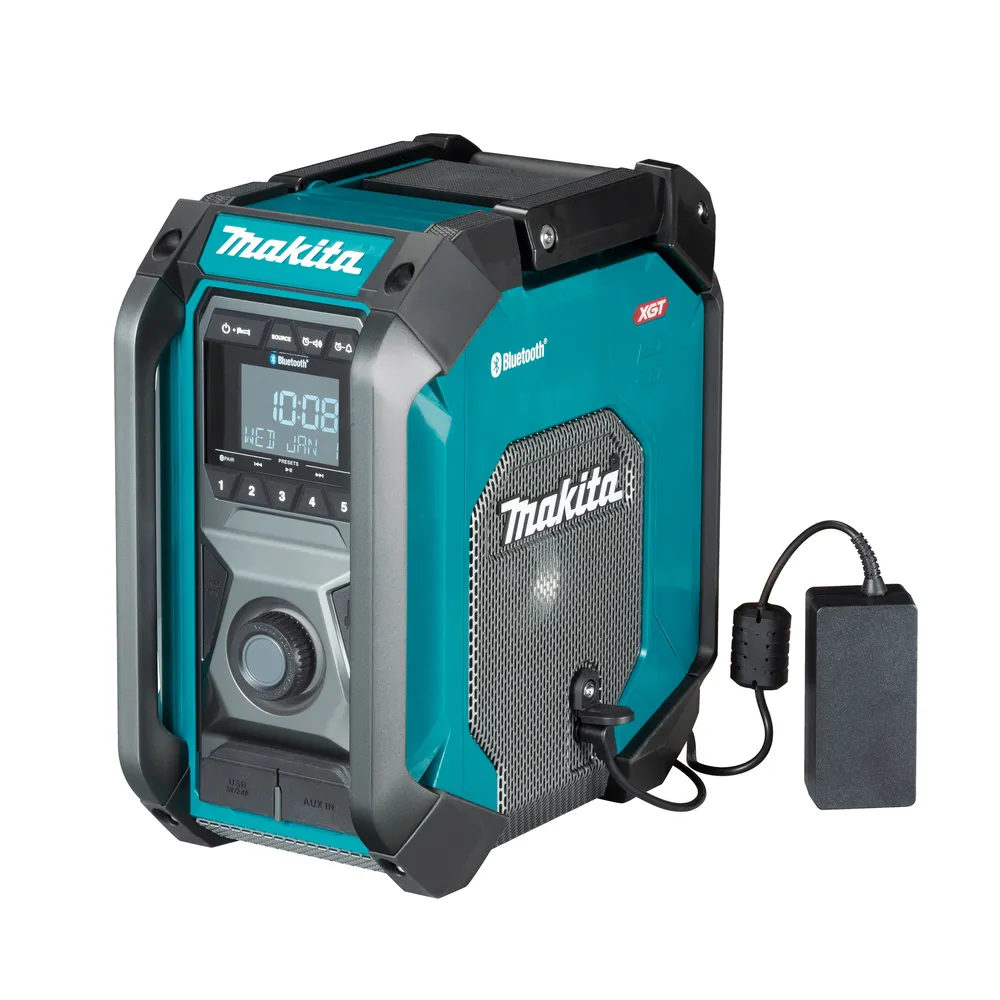 Pildil on Makita MR006GZ tööraadio, mis on varustatud ekraani, nuppude ja Bluetooth-ühenduse võimalusega, ning selle...