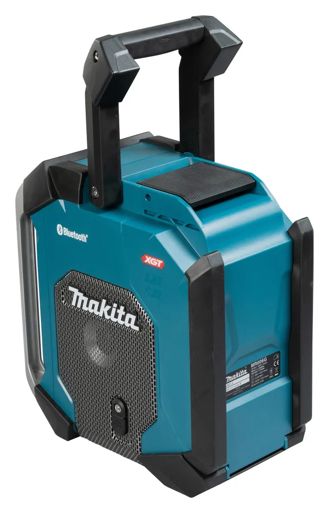 Pildil on Makita MR006GZ tööriistaraadio, millel on Bluetooth-funktsioon ja XGT logo.