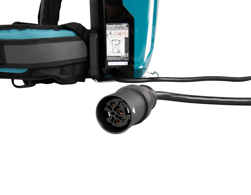 Makita portable battery backpack PDC1200A02 for LXT / XGT series batteries
