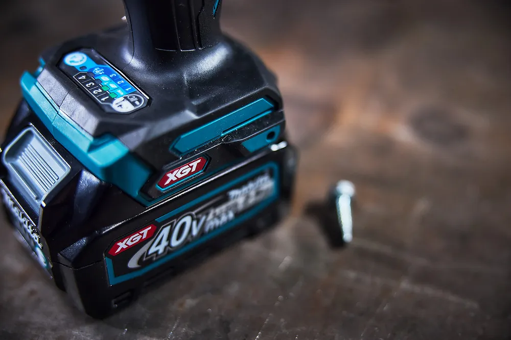 Makita аккумуляторный ударный шуруповерт TD001GZ, без аккумулятора и зарядного устройства