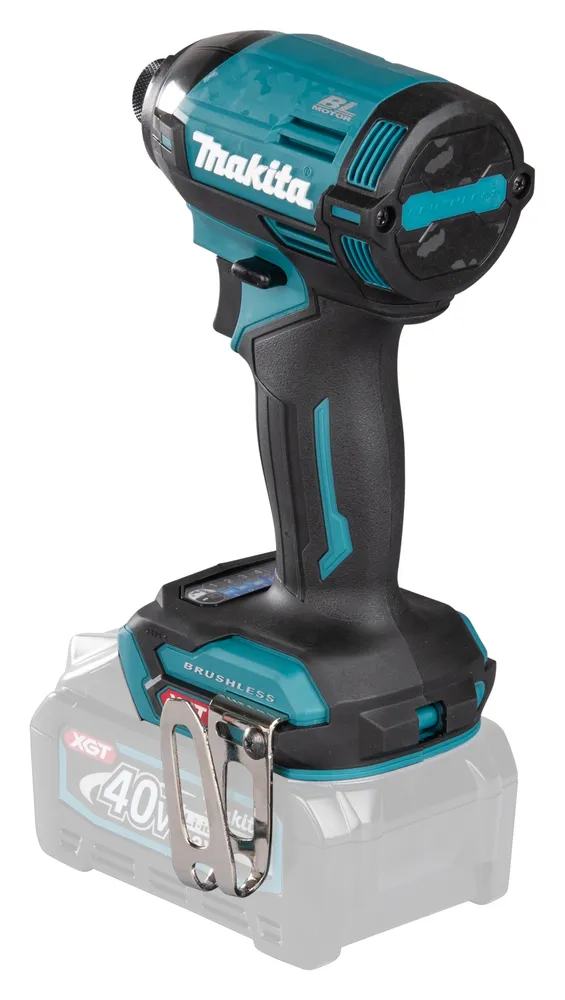 Pildil on Makita akulöökkruvikeeraja, kus on näha toote korpust koos Makita logoga.