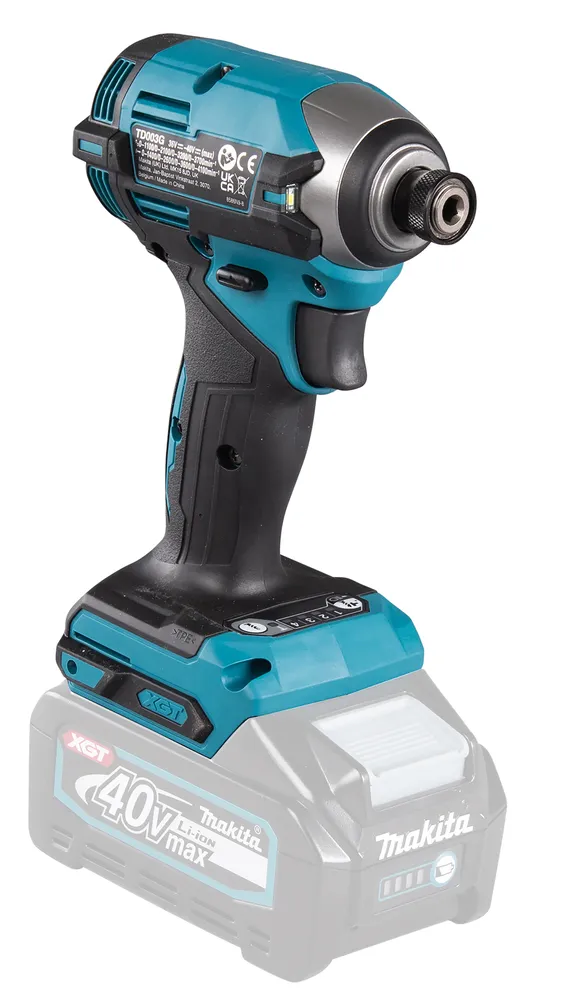 Pildil on Makita akulöökkruvikeeraja TD003GZ, mis on kinnitatud 40V liitiumioonaku külge, näidates toote disaini ja...