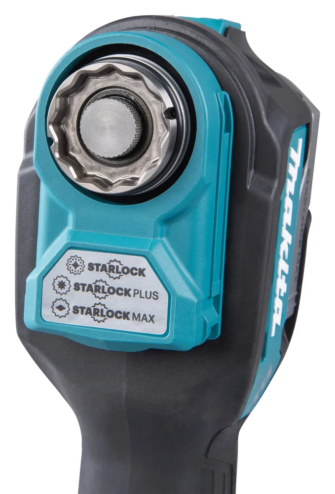 Pildil on näha Makita akuuniversaaltööriista TM001GZ osa, millel on numbrilüliti "6" ja kiri "BRUSHLESS".