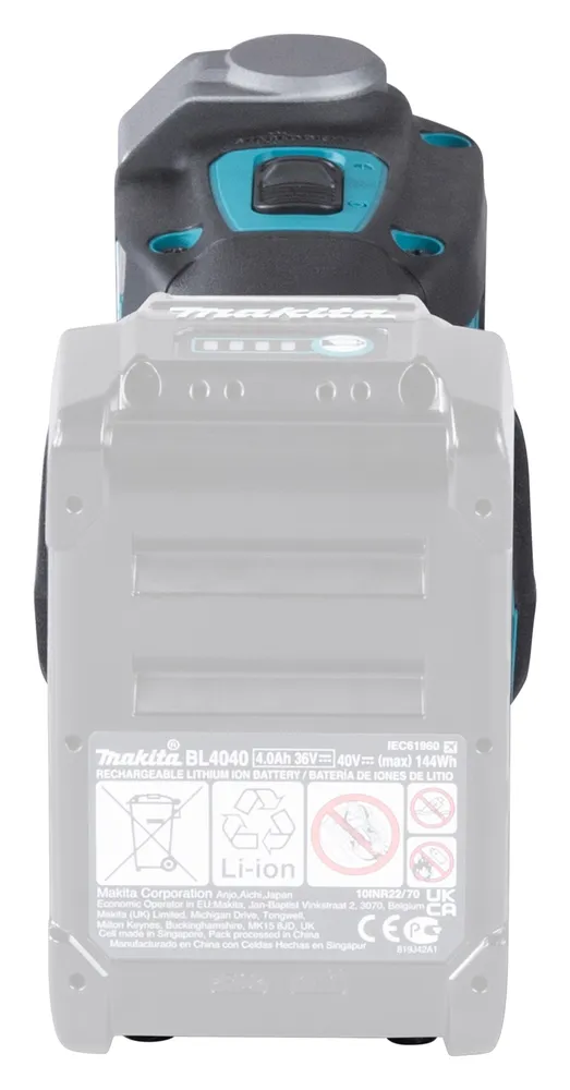 Pildil on näha Makita akuuniversaaltööriist TM001GZ, mille küljes on 40Vmax XGT aku.