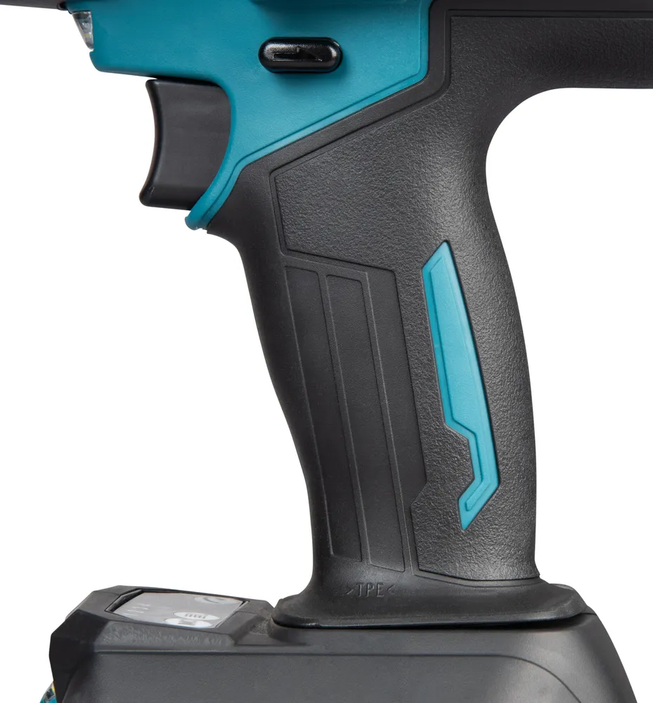 Pildil on Makita akulöökmutrikeeraja TW011GZ koos XGT akuga.