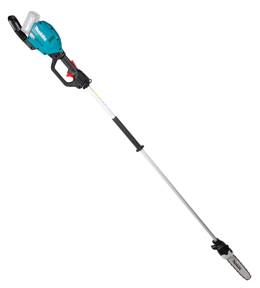 Pildil on Makita akutoitel teleskoop-oksasaag UA003GZ XGT, mis on valmis kasutamiseks ja näitab selle pikkust ning saagimist.