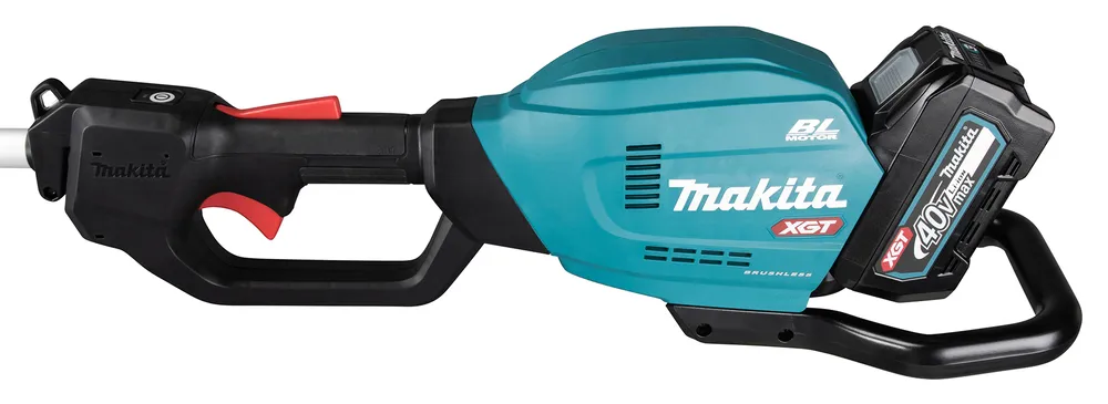 Pildil on Makita akutoitel teleskoop-oksasaag UA003GZ XGT, millel on roheline korpus, mustad käepidemed, punane päästik...