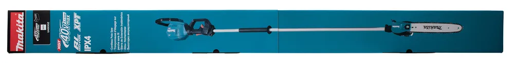 Pildil on Makita akutoitel teleskoop-oksasae UA003GZ XGT pakend, mis on lahti pakituna nähtav, koos saega ja teleskooptoru.
