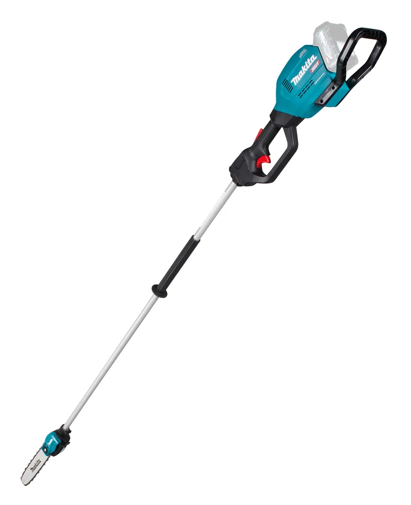 Pildil on Makita akutoitel teleskoop-oksasaag UA003GZ XGT, mis on valge taustaga.