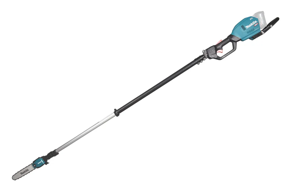 Pildil on Makita akutoitel teleskoop-oksasaag UA004GZ XGT, mis on pikendatava varrega ja millel on saeketiga ots.