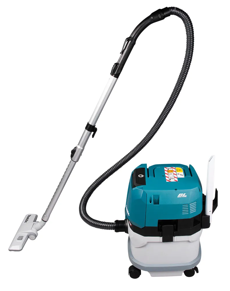 Pildil on Makita akuga vee- ja tolmuimeja VC003GLZ koos toru ja otsikuga.