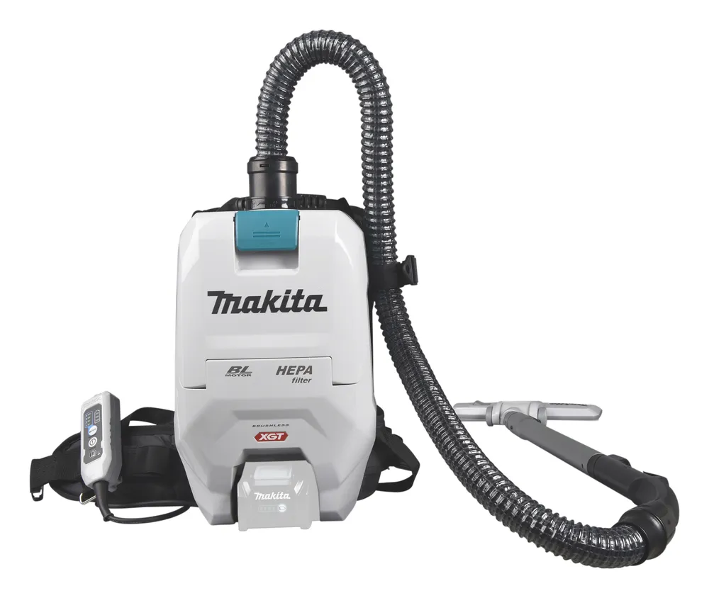 Pildil on näha Makita XGT süsteemiga seljakotiga tolmuimeja, mis on varustatud HEPA filtriga.