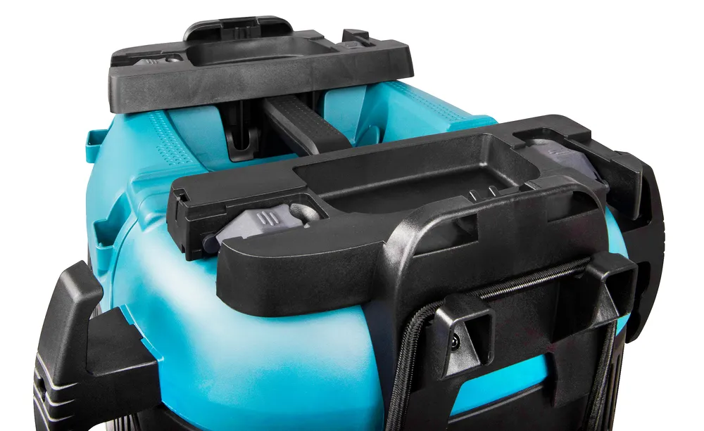 Makita ūdens un putekļu sūcējs VC4210M