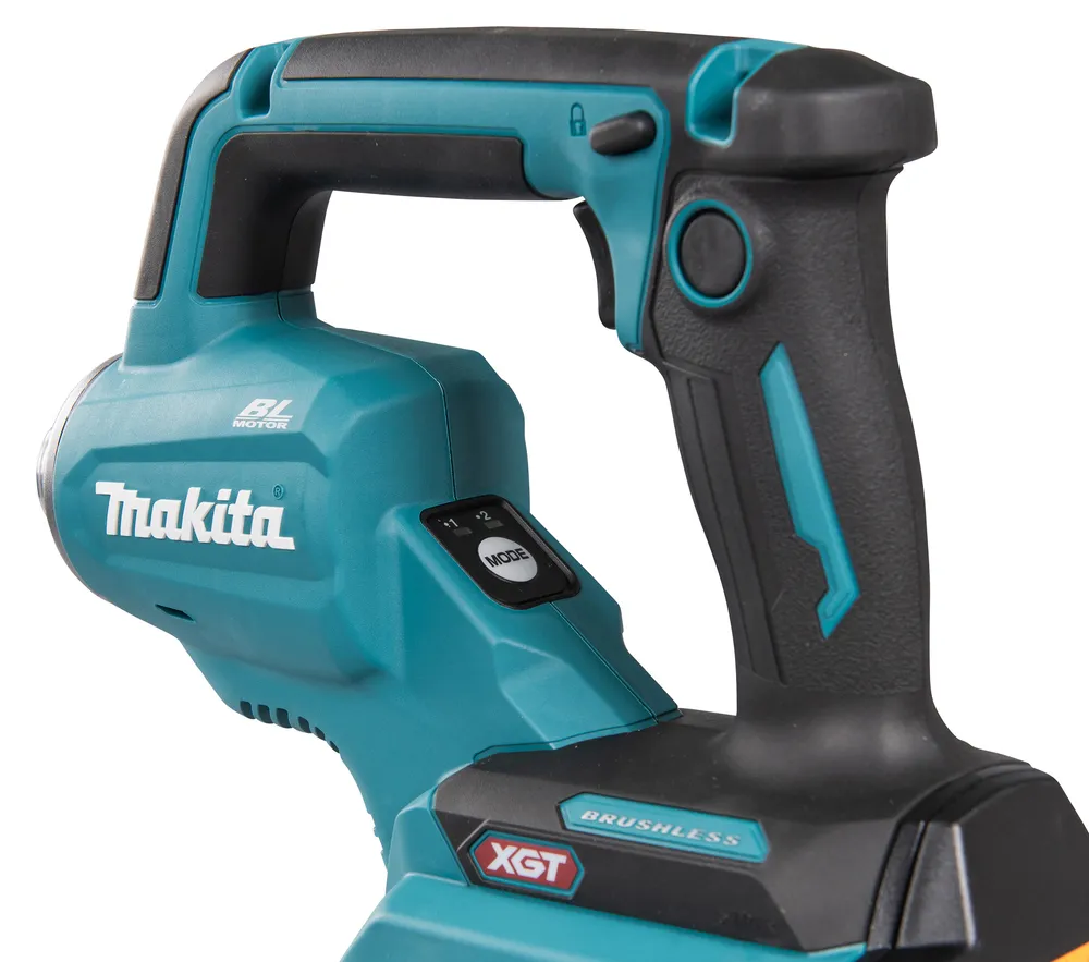 Makita cordless concrete vibrator VR001GZ, without battery and charger