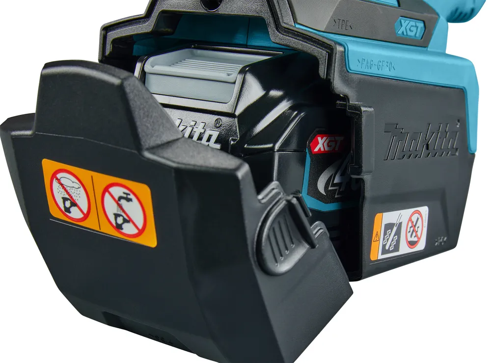 Makita cordless concrete vibrator VR004GZ, without battery and charger