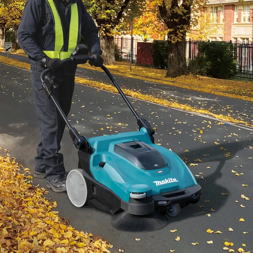 Makita cordless dry sweeping machine VS001GZ XGT, without battery and charger