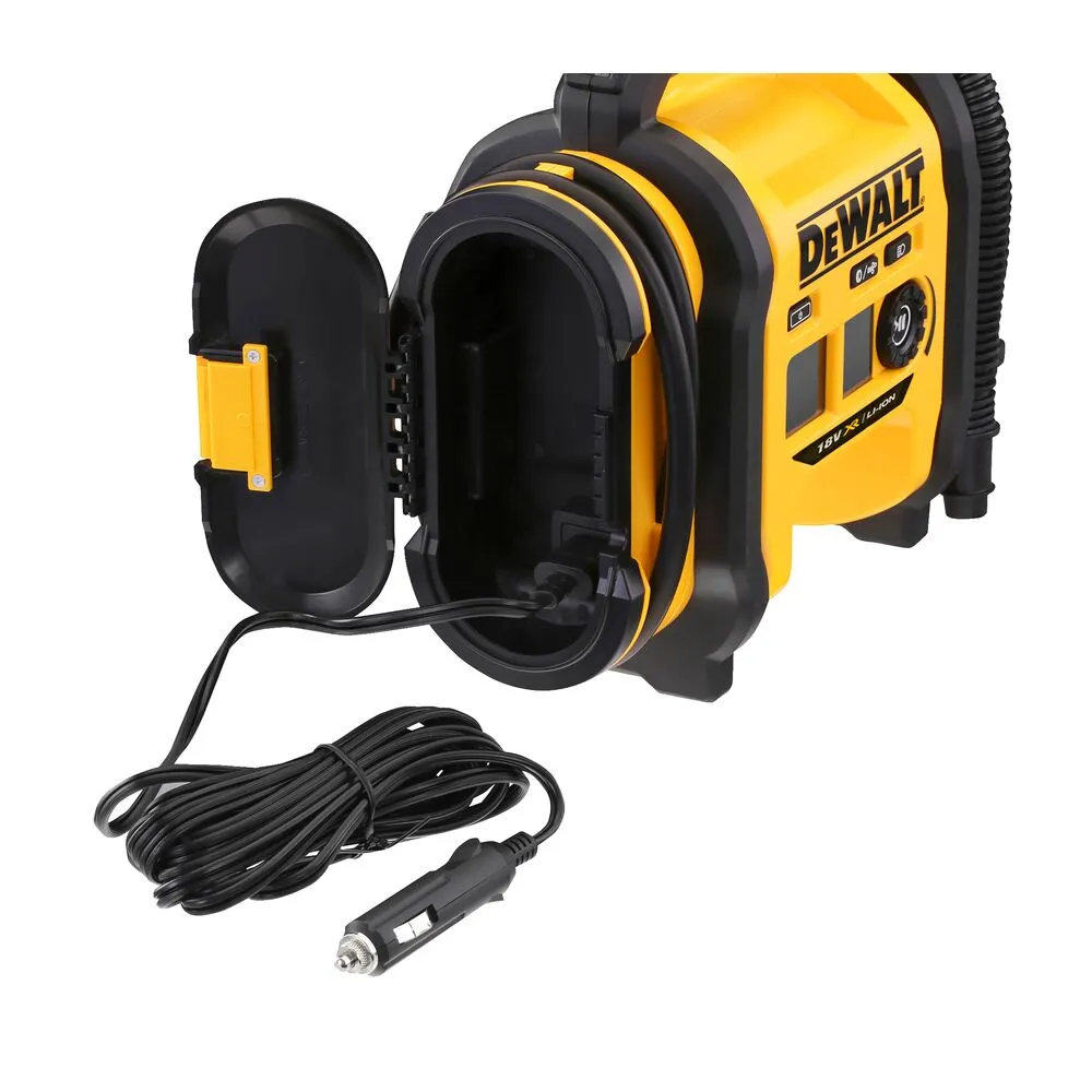Pildil on näha DeWalt akutoitel kompressor DCC018N koos autosüütaja pistikuga.