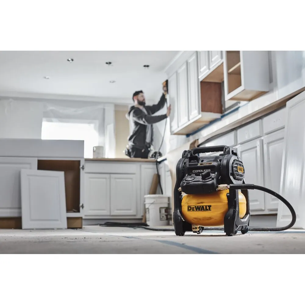 Dewalt 18V akumuliatorinis kompresorius 10L, be akumuliatoriaus ir įkroviklio
