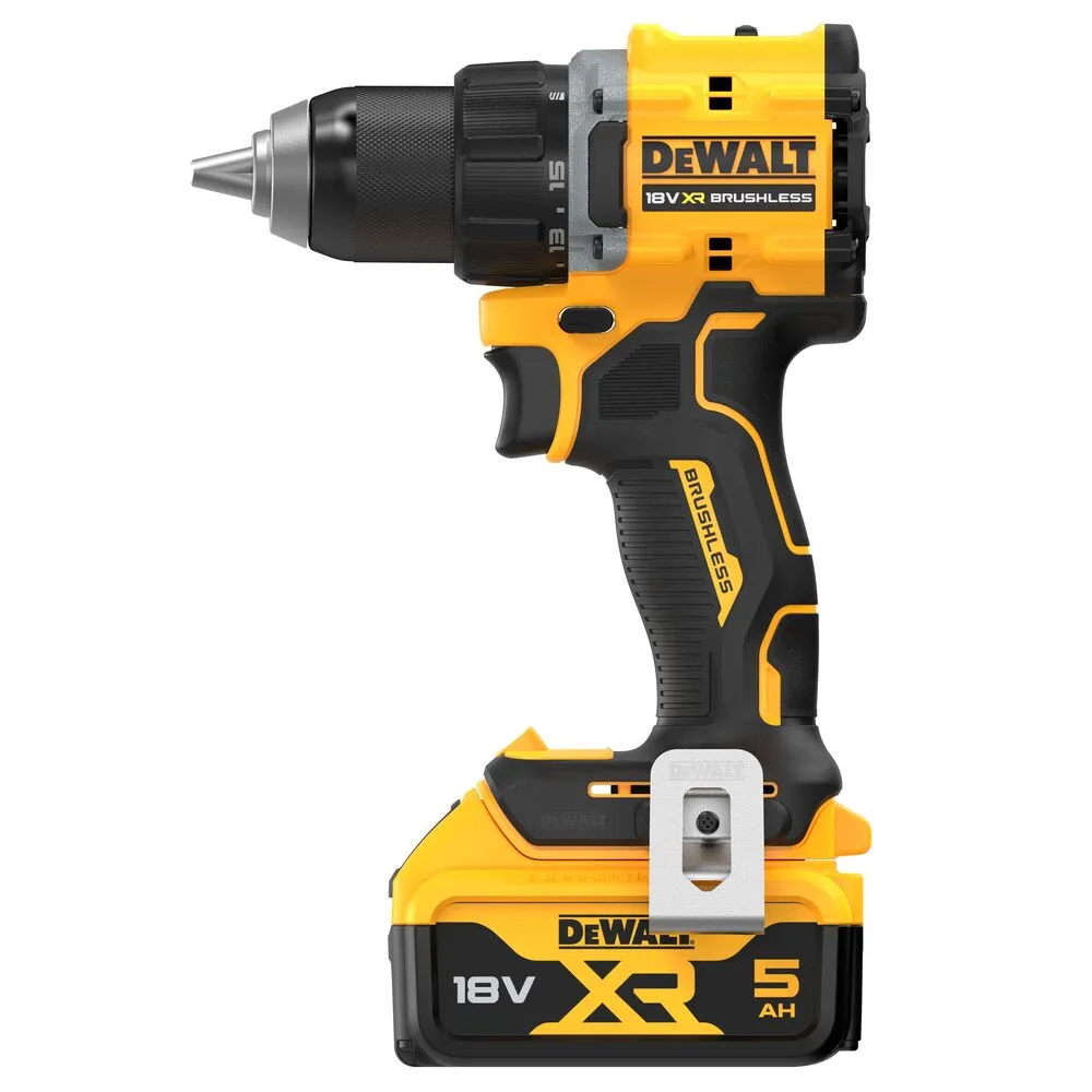 Pildil on DeWalt akutrell DCD794P2T koos akuga.