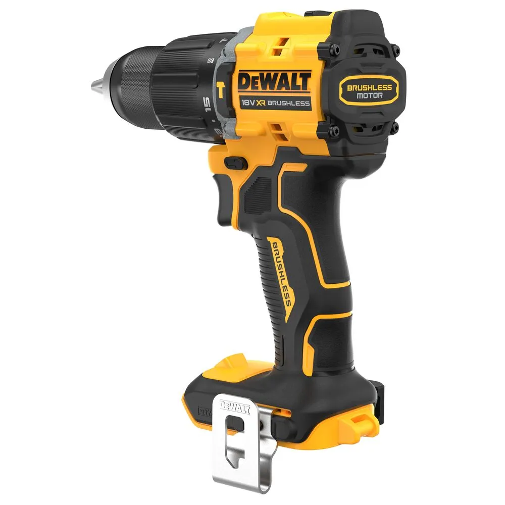 Pildil on näha DeWalt akulööktrell, millel on kollane ja must korpus ning metallist vööklamber.
