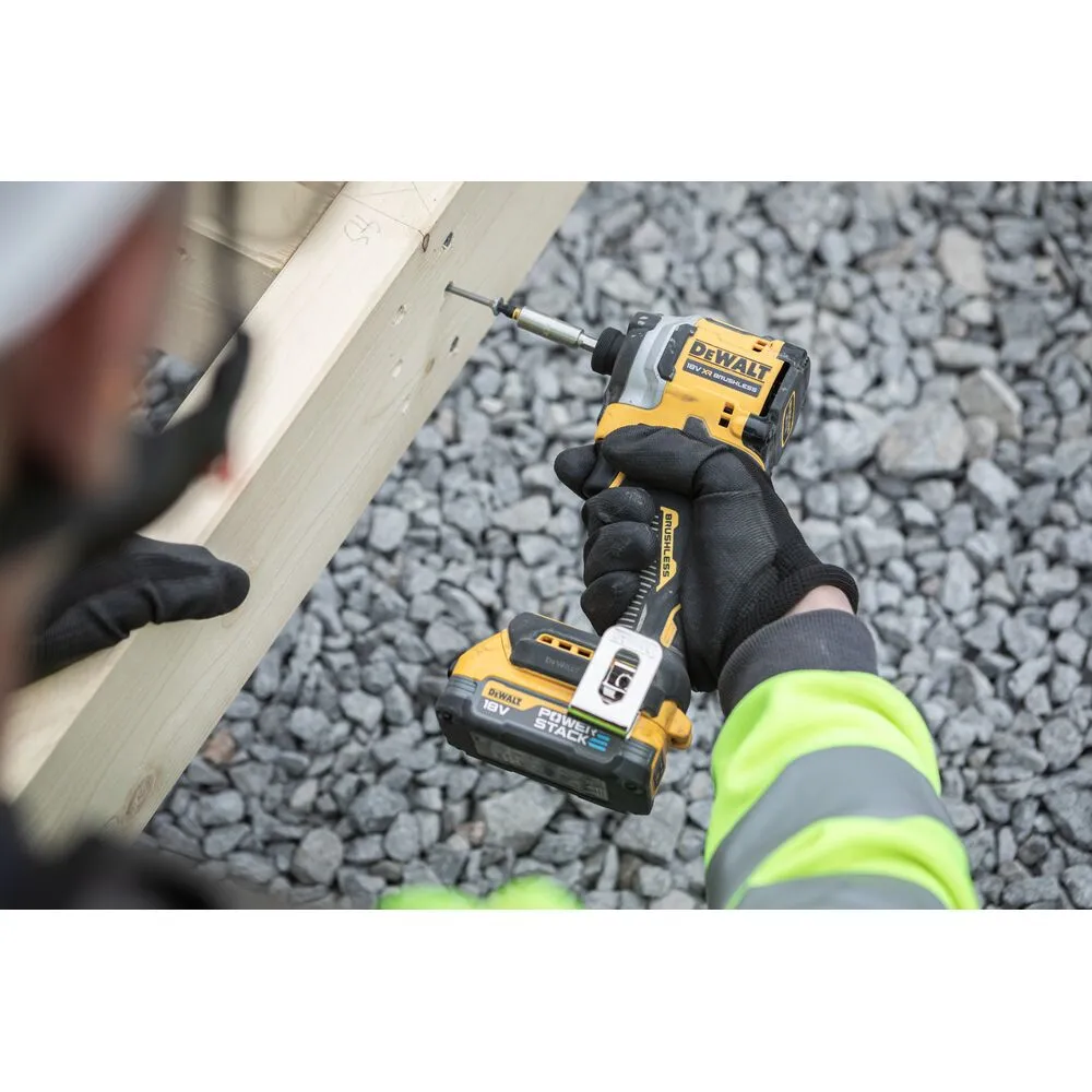 DeWalt аккумуляторный импульсный гайковерт DCF850E2T-QW