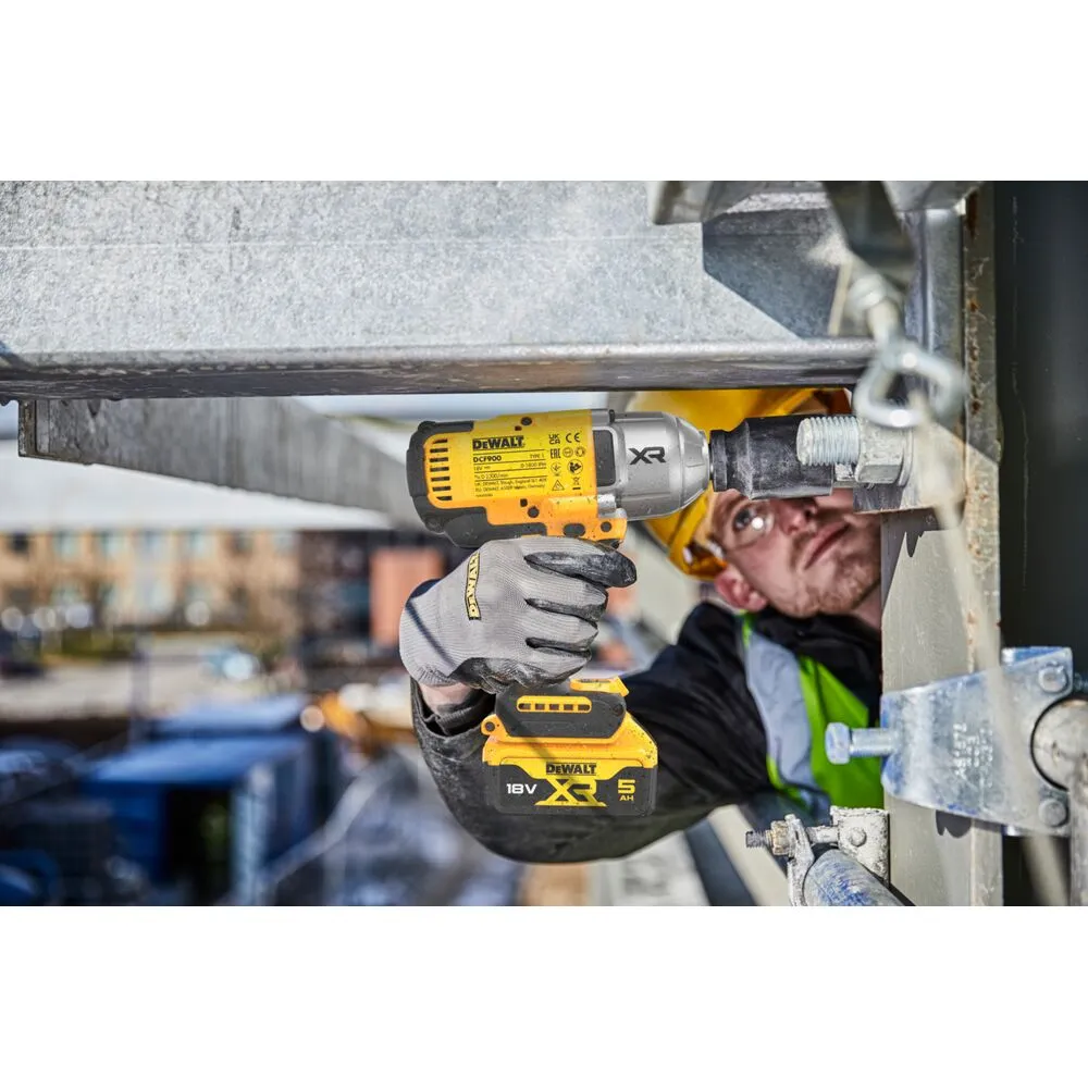 Akumuliatorinis smūginis veržliasukis DeWalt DCF900P2T