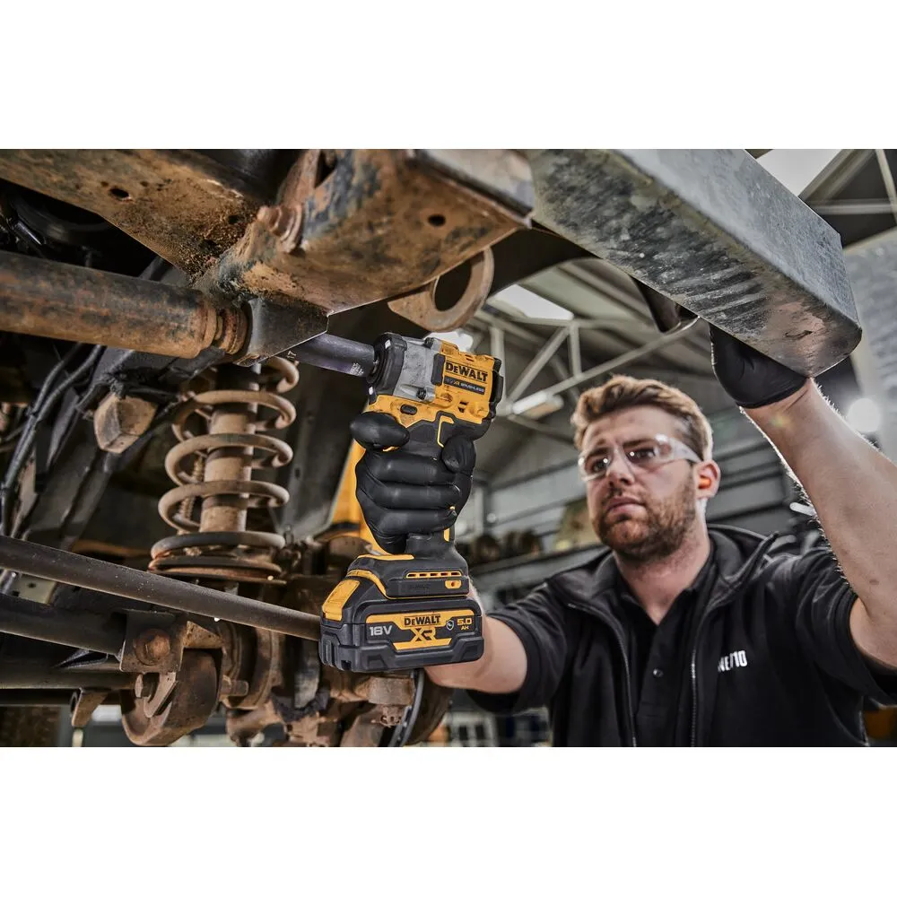 Akumuliatorinis smūginis veržliasukis DeWalt DCF921P2G