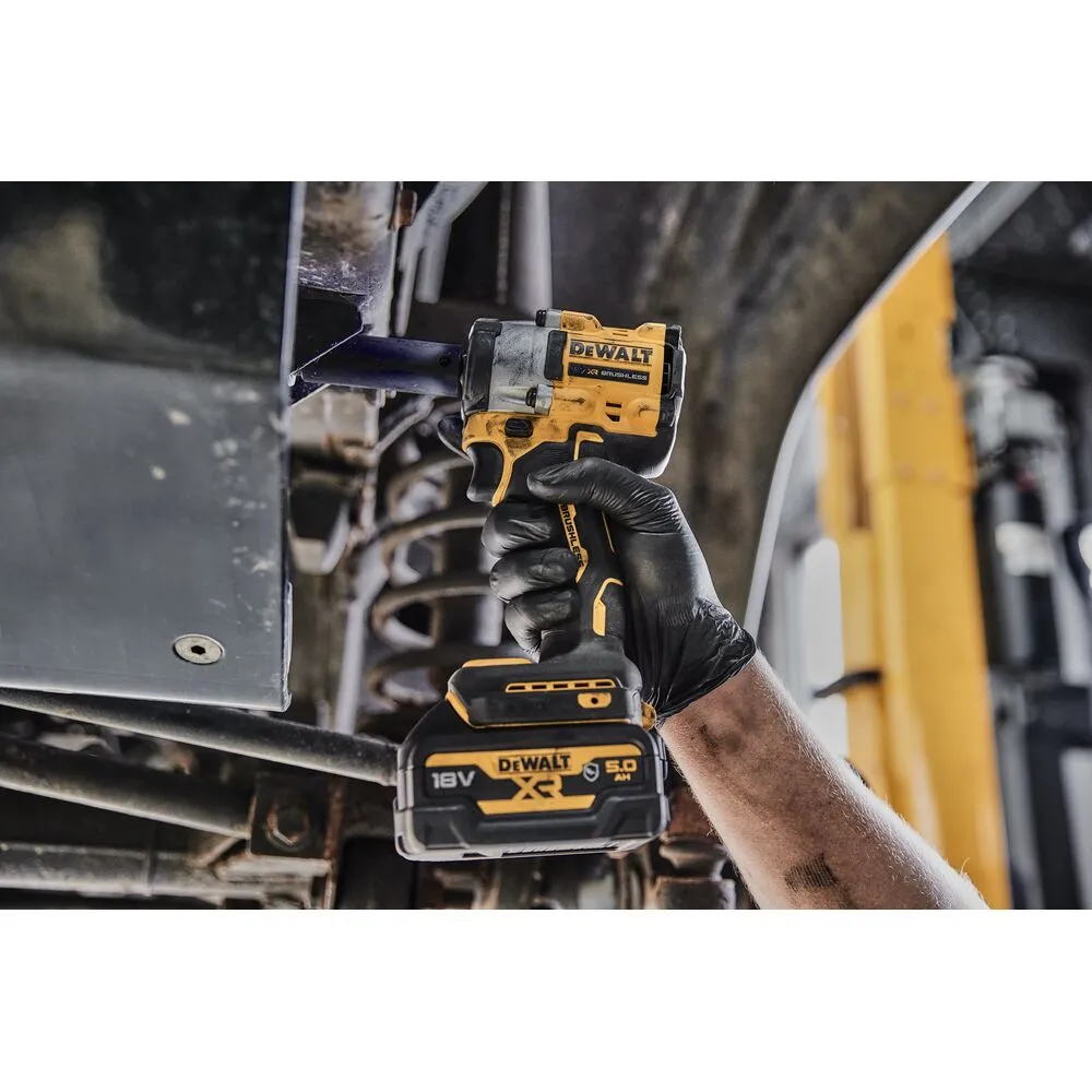 Akumuliatorinis smūginis veržliasukis DeWalt DCF921P2G