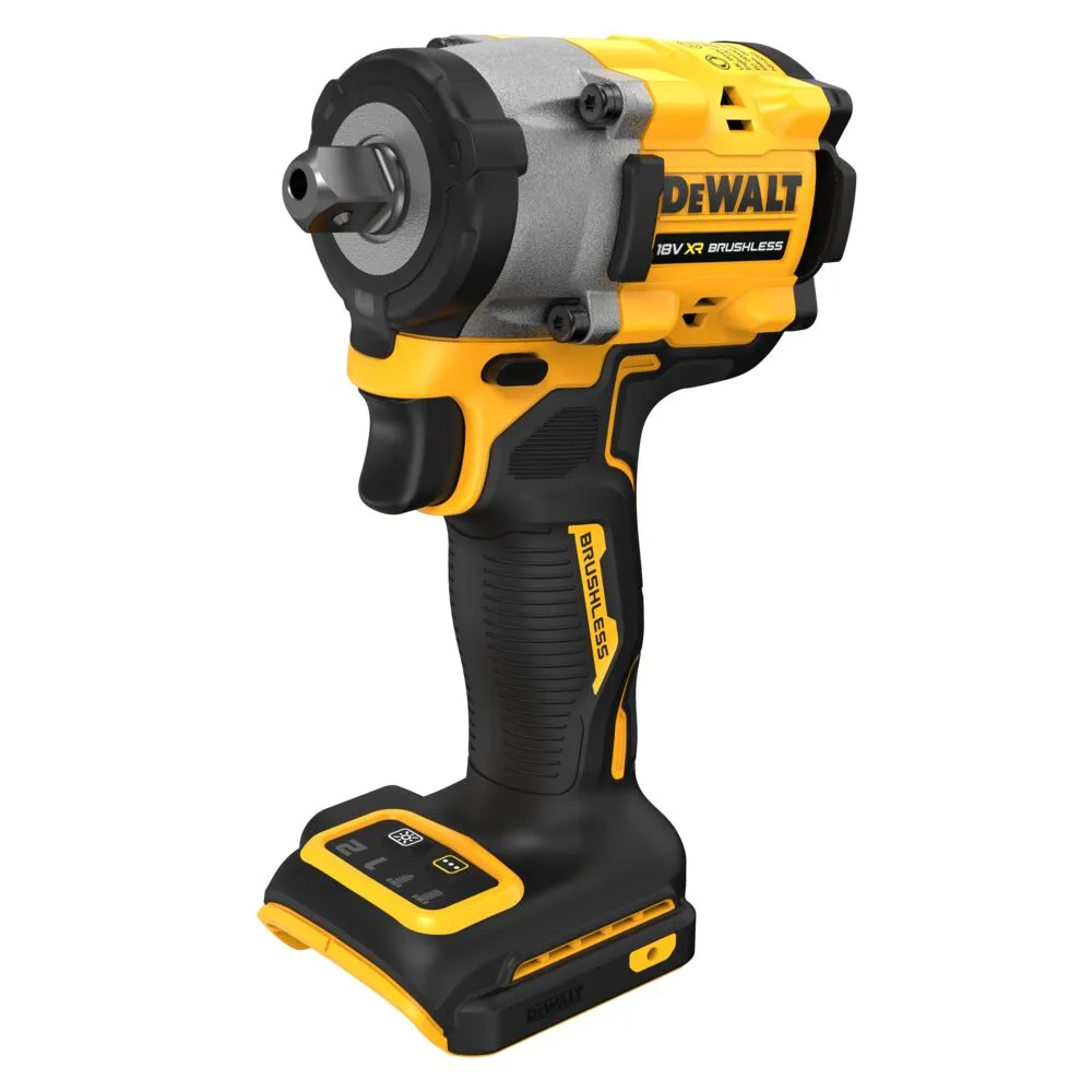 Pildil on DeWalt akulöökmutrikeeraja DCF922NT ilma aku ja laadijata.