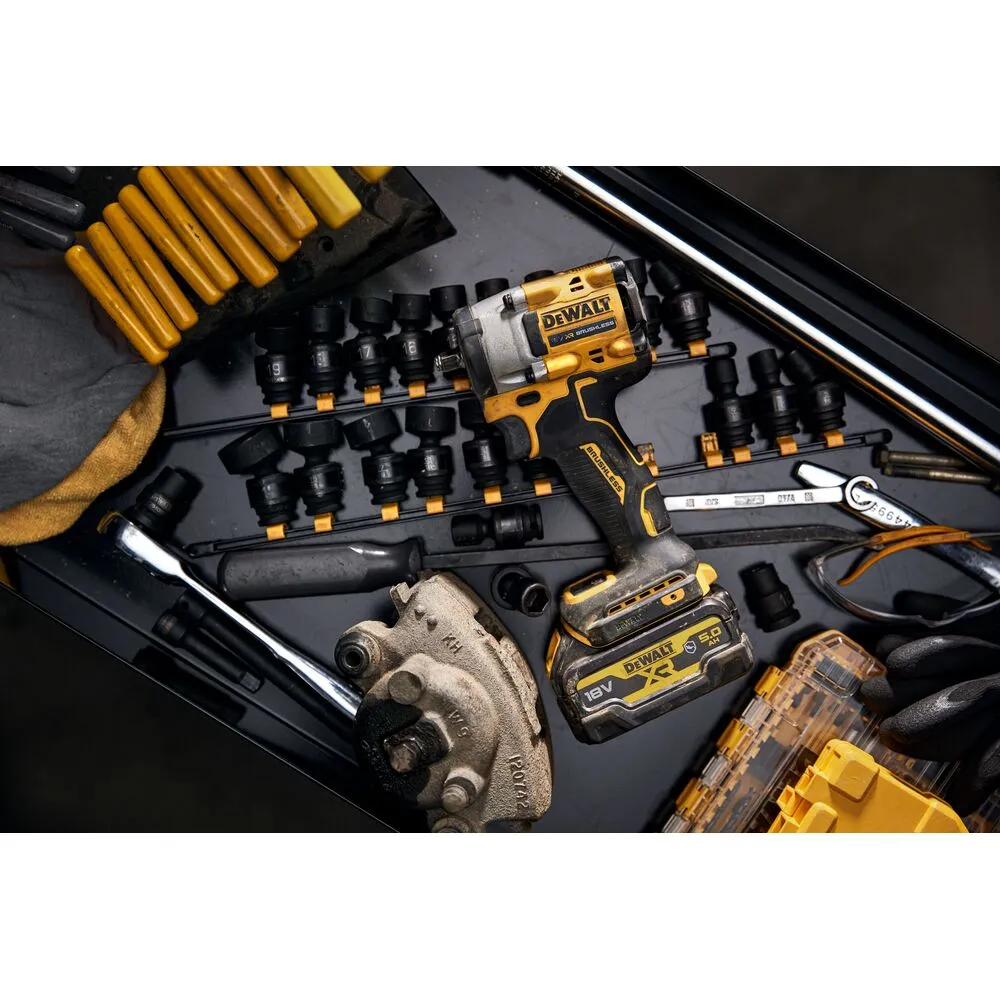DeWalt akumuliatorinis smūginis veržliasukis DCF923P2G