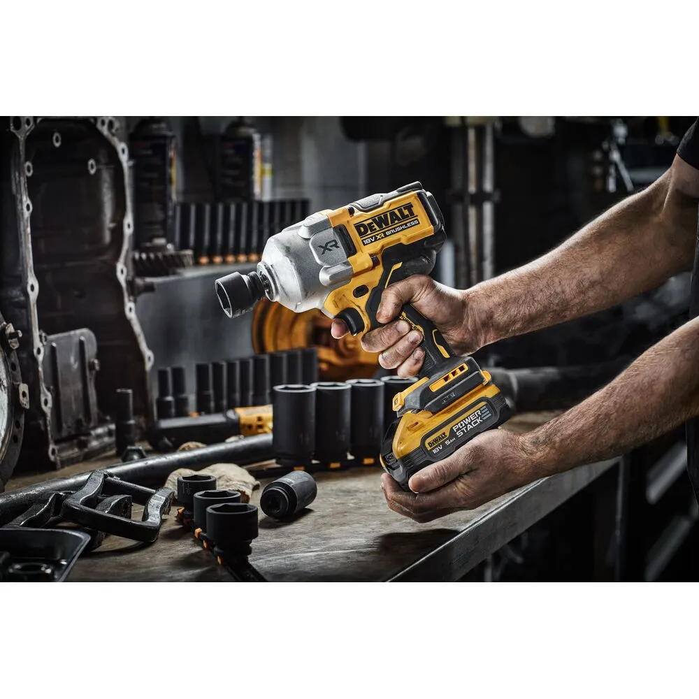 DeWalt 18V XR ударный гайковерт DCF961H2T