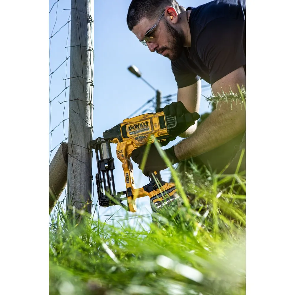 DeWalt akuklampų pistoletas DCFS950P2
