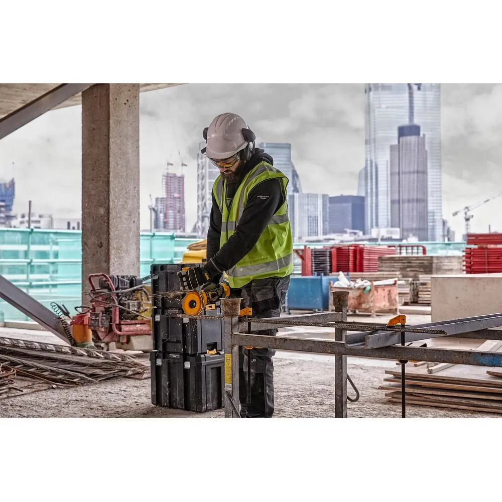 DeWalt Flexvolt DCG418N Cordless Angle Grinder - Without Battery and Charger