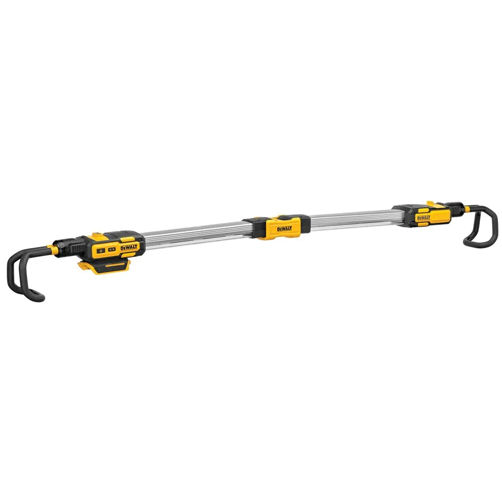 Pildil on näha DeWalt kapotialune LED-valgusti DCL045, mis on pikendatav ja varustatud konksudega.