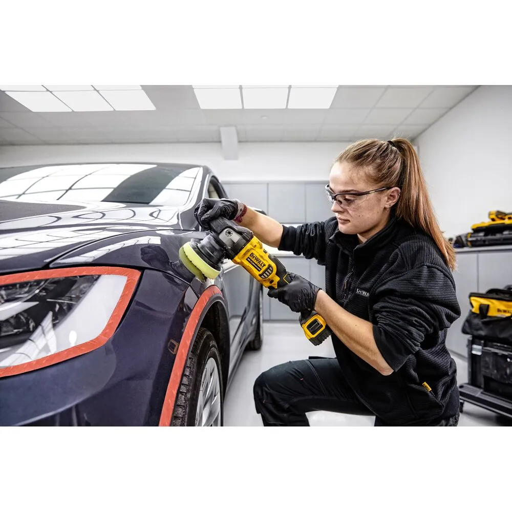 DeWalt akumuliatorinis poliruoklis DCM848P2